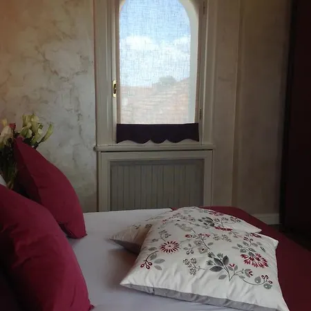 Couette-café Virginia Garbagnate Milanese